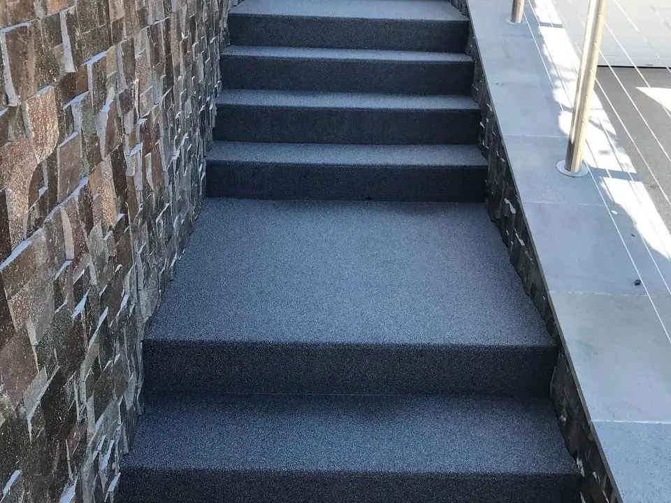 Stairs with Quartz Shield Iron on Dark Grey