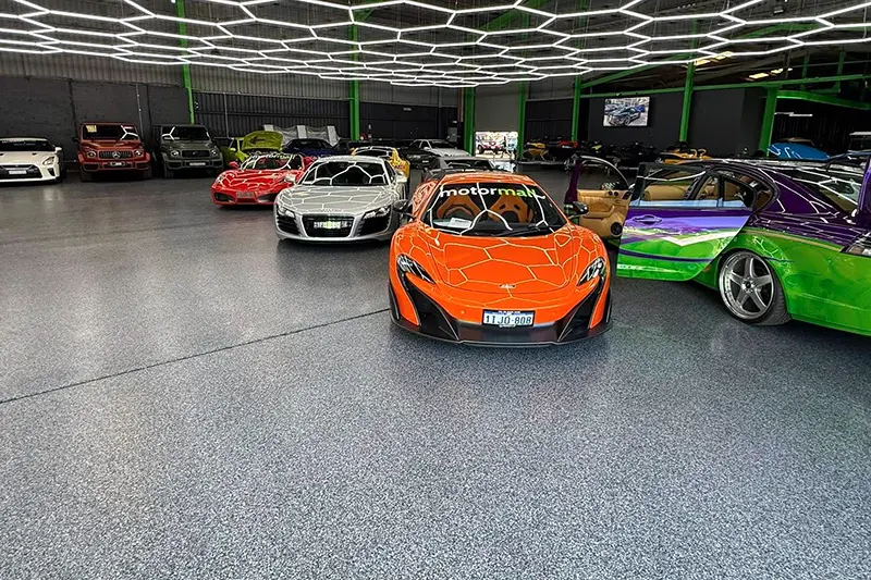 Classic Ultra Flake systems suitable for garages and showrooms.